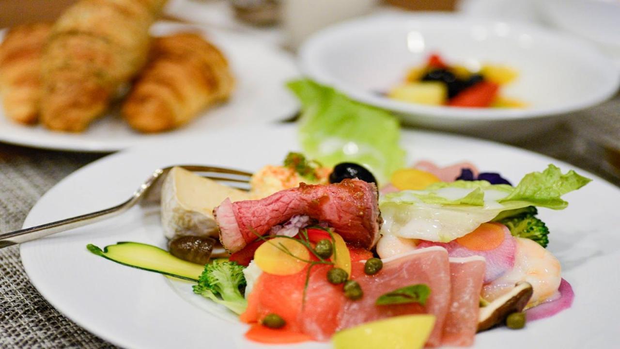 Hotel Agora Regency Osaka Sakai Sakai  Ngoại thất bức ảnh A salad with ham