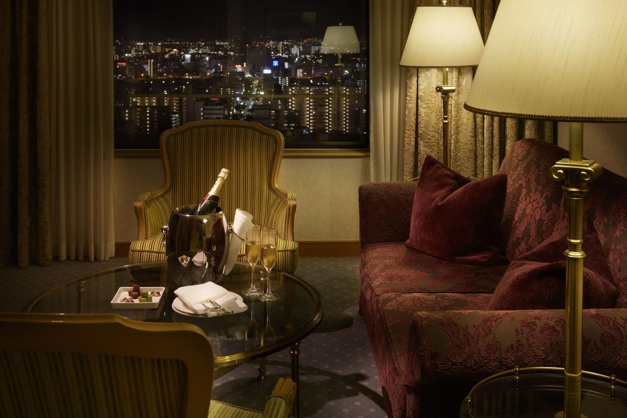 Hotel Agora Regency Osaka Sakai Sakai  Ngoại thất bức ảnh A suite at the Waldorf-Astoria