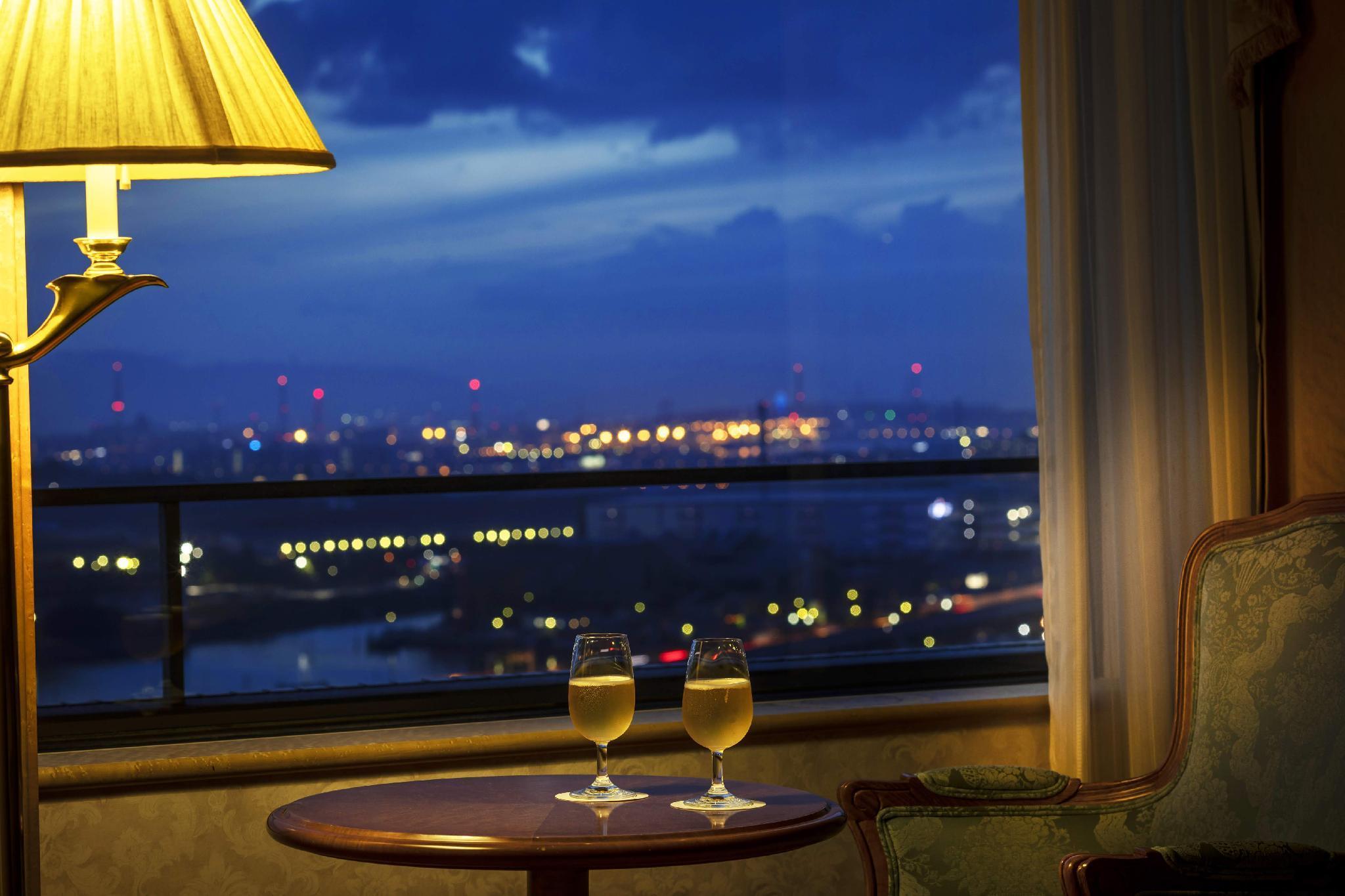 Hotel Agora Regency Osaka Sakai Sakai  Ngoại thất bức ảnh View from a suite