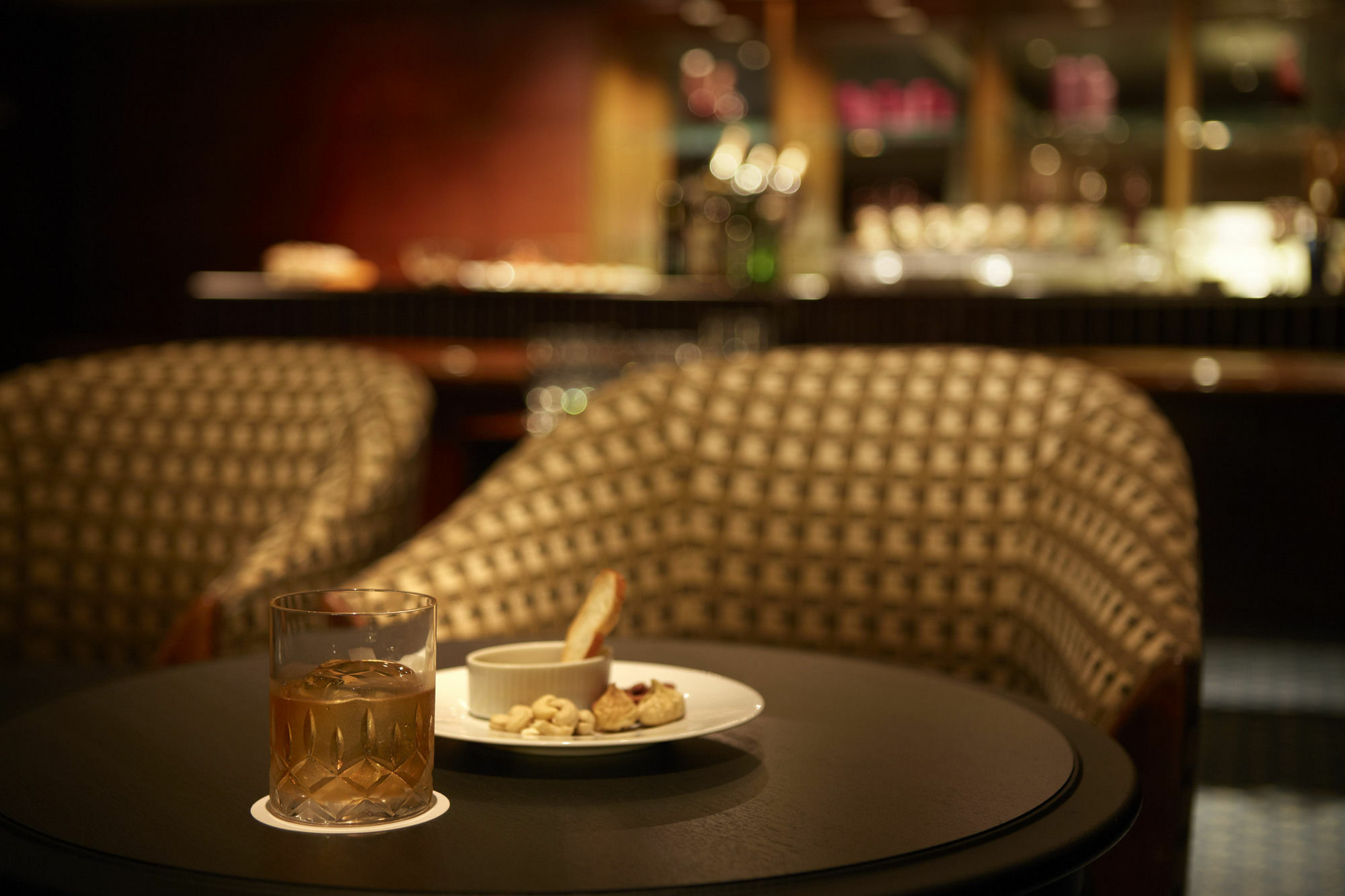 Hotel Agora Regency Osaka Sakai Sakai  Ngoại thất bức ảnh A glass of beer and a plate of snacks at a lounge