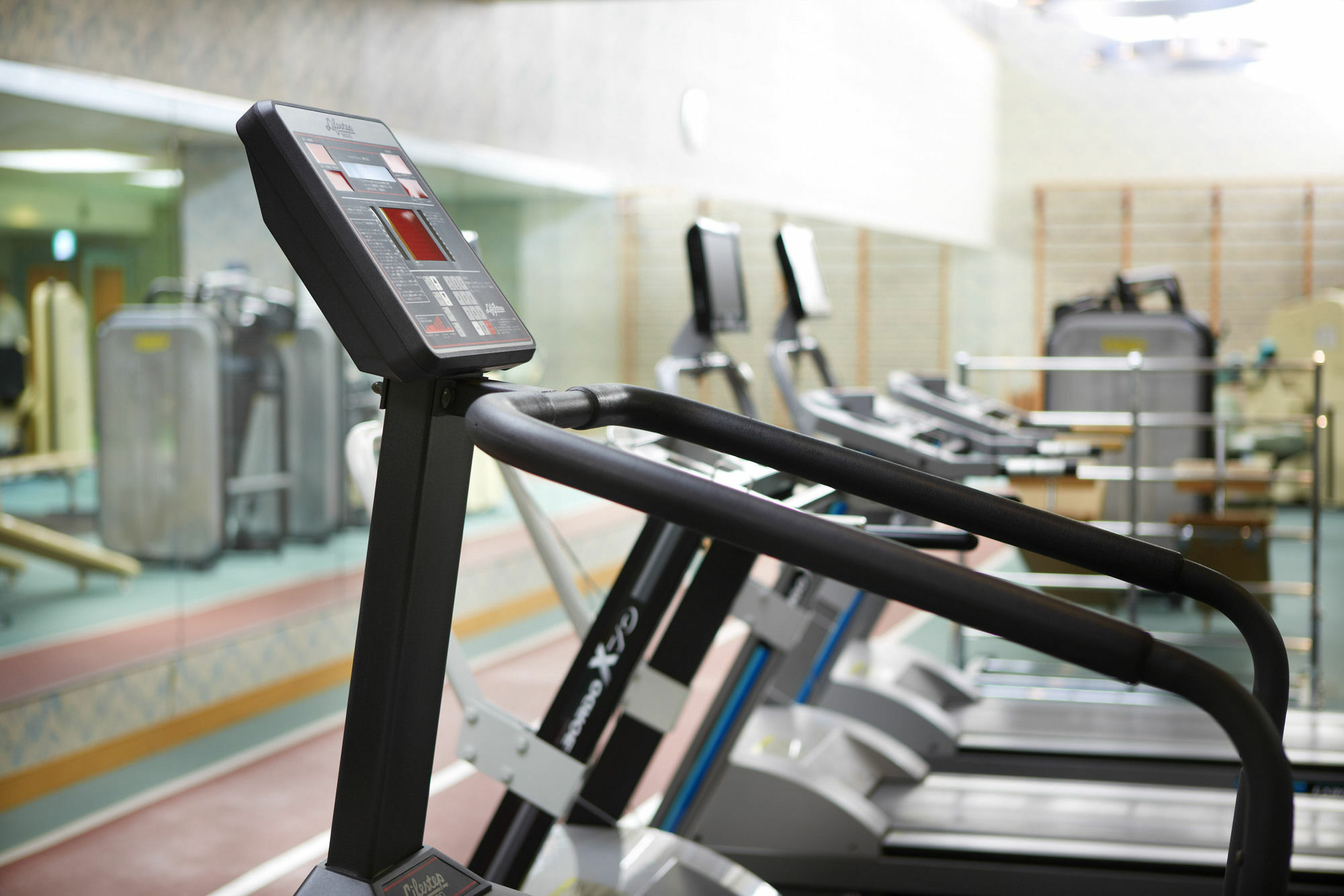 Hotel Agora Regency Osaka Sakai Sakai  Ngoại thất bức ảnh Treadmills in a gym